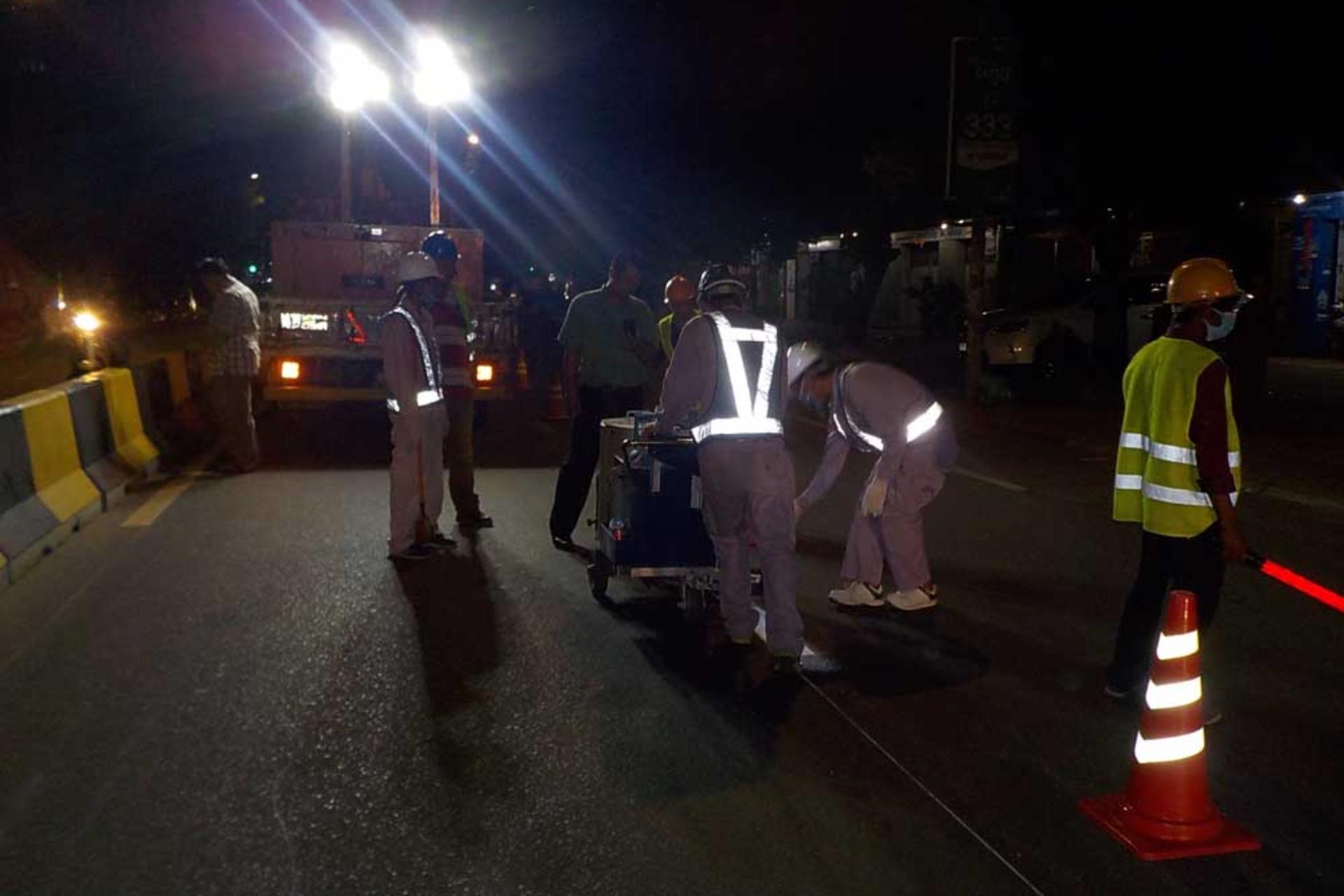 Images of line construction